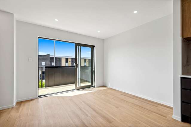 72 Wallace Road Hobsonville_3