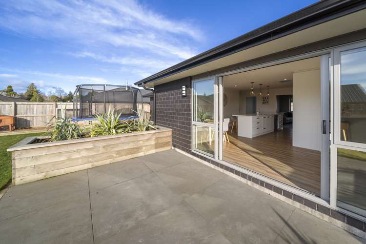 5a Estate Grove Inglewood_15