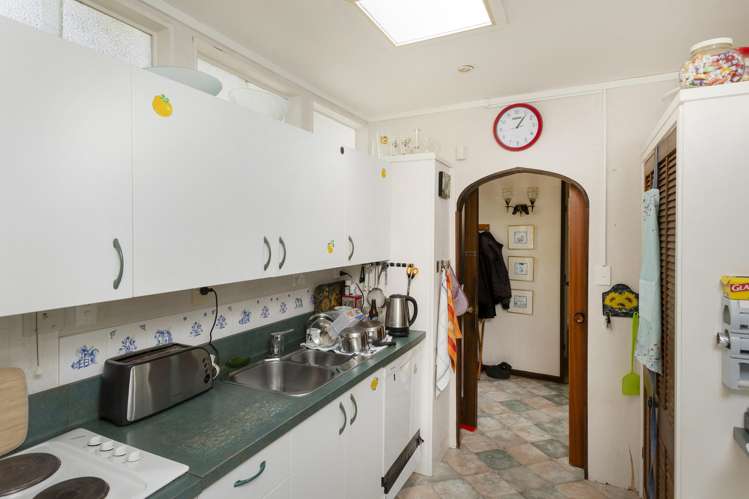 22 Gaddums Hill Road Outer Kaiti_14
