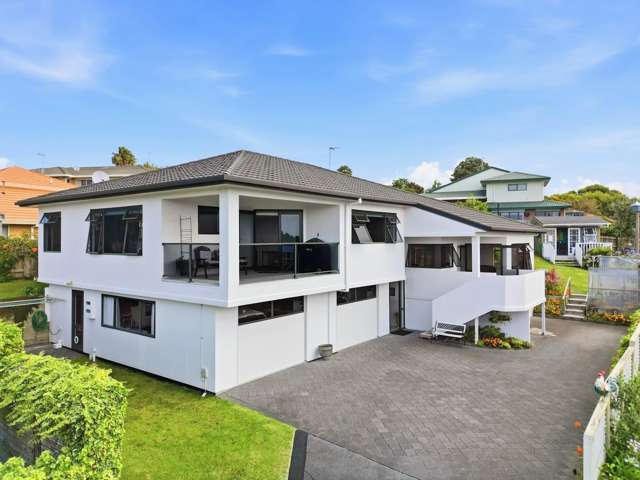 Spacious Family Haven in Sought-After Pyes Pa