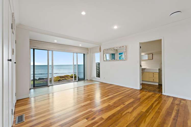 7/4 Arkles Strand Arkles Bay_9