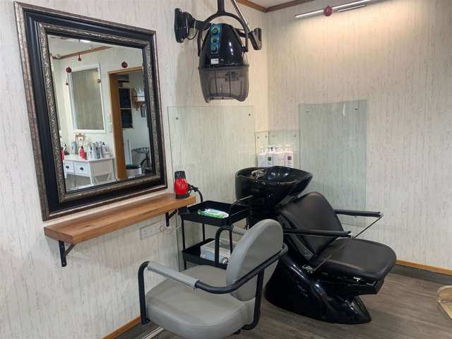 72 Te Anau Town Centre Te Anau_3