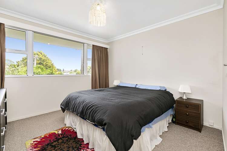 34 Lloyd Street Parkvale_6