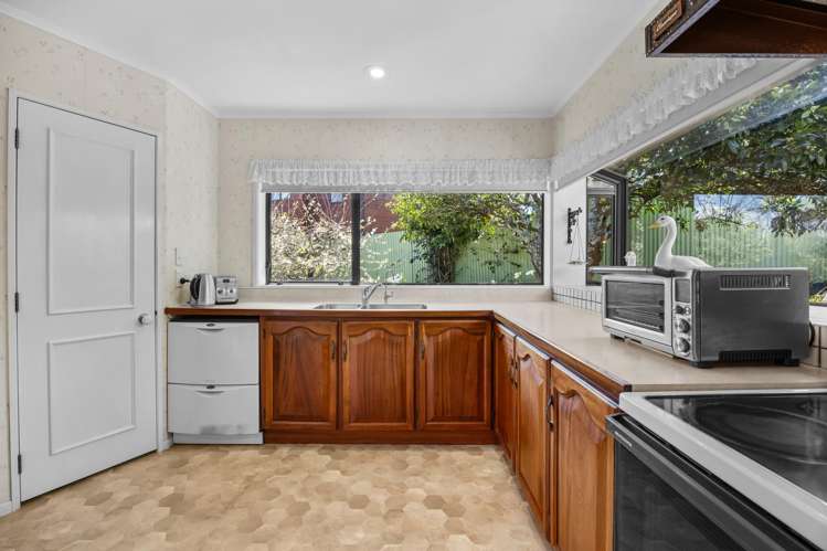 2/7 Waller Avenue_5