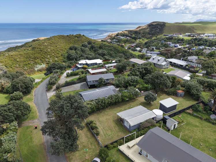 5 Bayly Street Baylys Beach_36