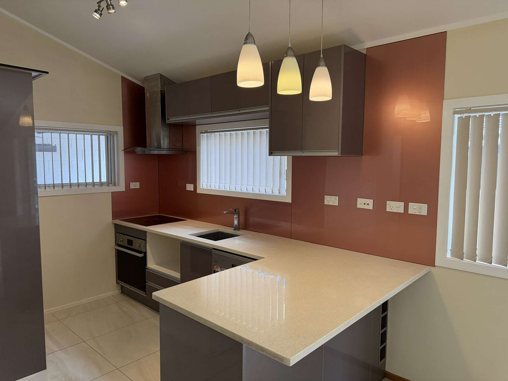 1/6 Alana Place Mount Wellington_0