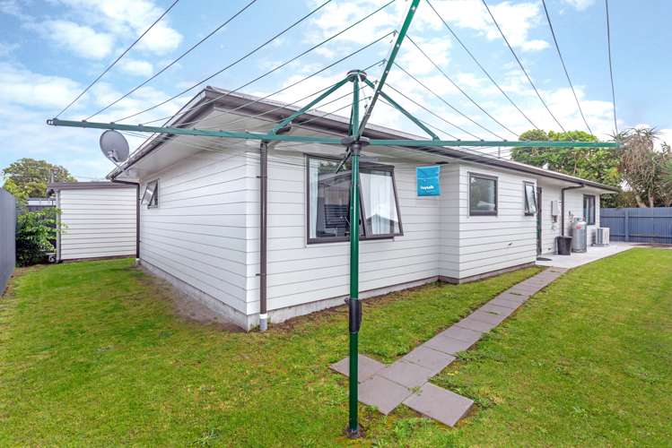 14 Redmond Street Elgin_17