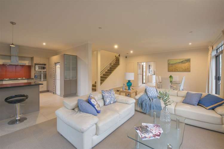 9 Tivoli Court Flat Bush_15