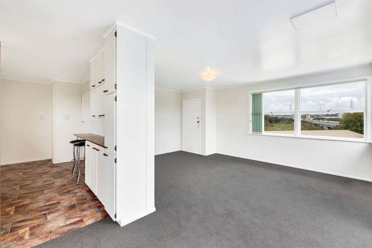 141 Flanshaw Road Te Atatu South_29