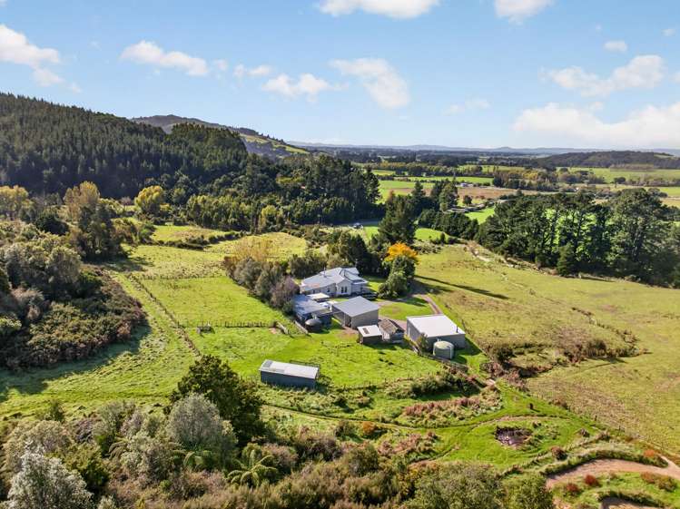71 Hoeke Road Carterton_17
