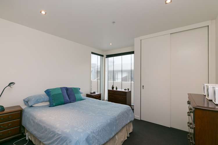 5c/42 Cable Street Te Aro_14