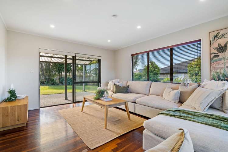 48 Lakeside Drive Orewa_14