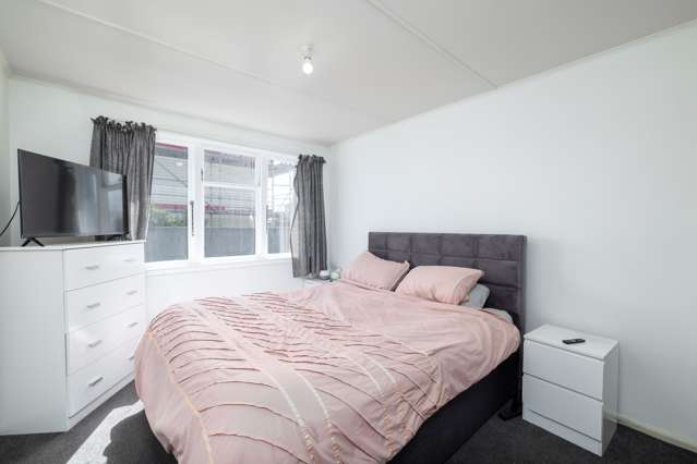 71 Aldershot Street Aranui_4