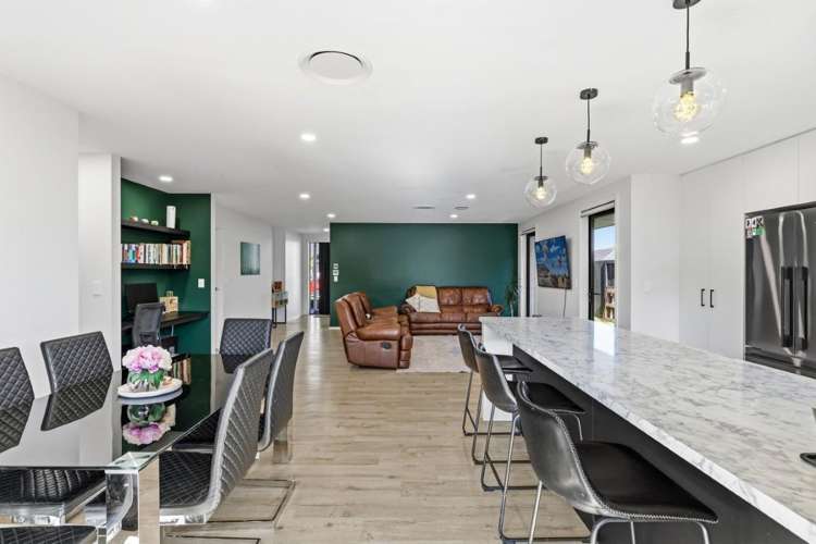 32 Lockerbie Street 10767_4