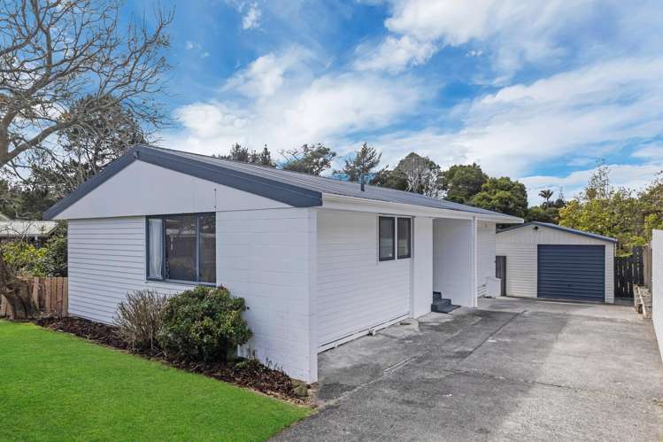 35 Huia Street Waiuku_13