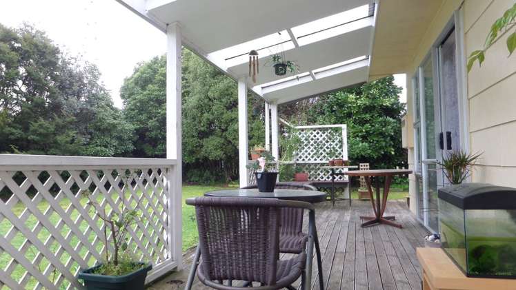 3 Skipage Grove Featherston_8