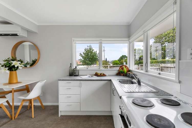 1/11 Dallinghoe Crescent Milford_13