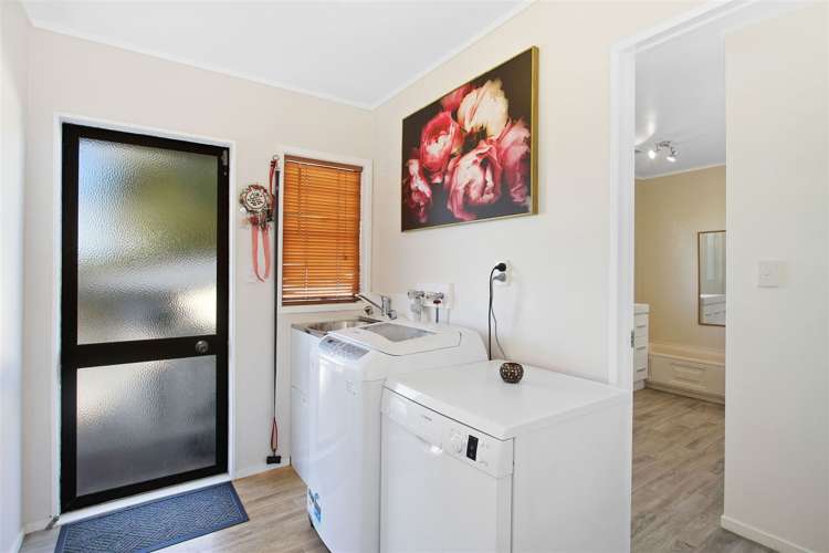 39 Stevenson Road Clarks Beach_12