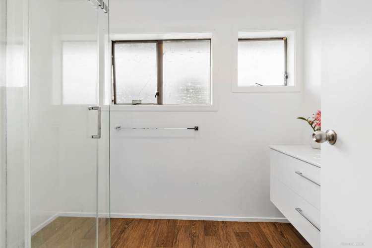 11 Chantal Place Red Hill_6