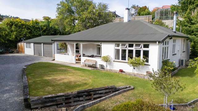 Charm with everyday comfort