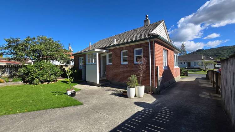  4 Poole Street Taitā_20