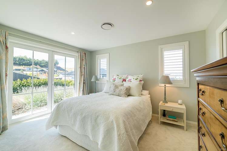 29 Oxfordshire Avenue Lower Shotover_11