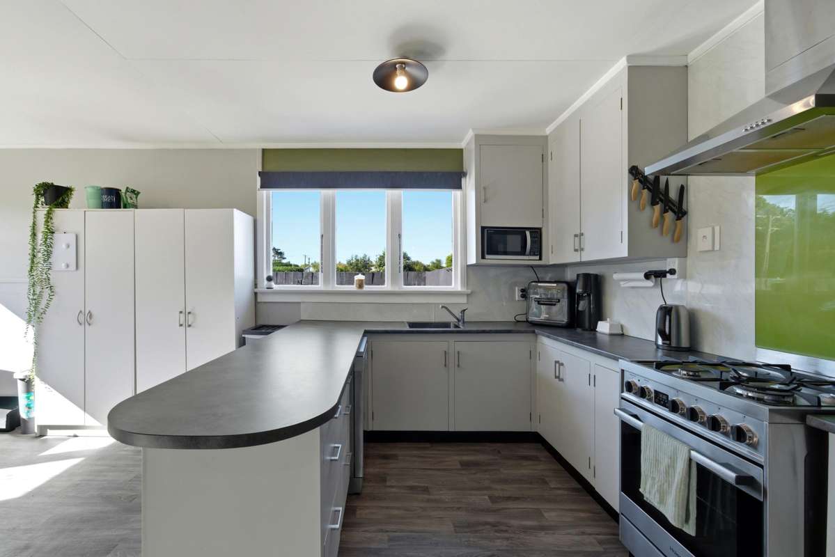 227 & 229 Bain Street_2