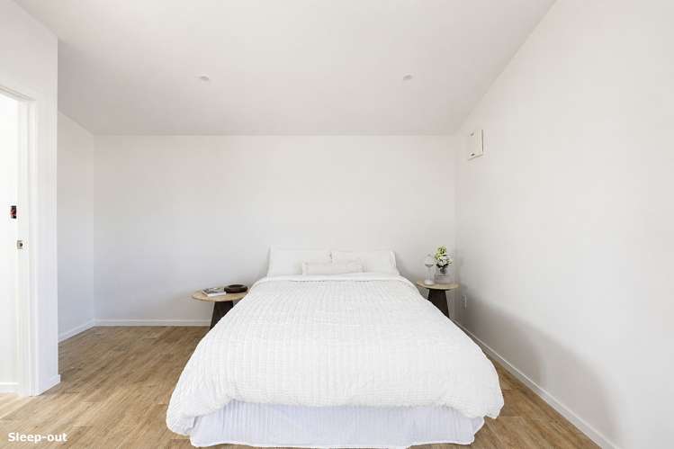 147 Devon Street West Hillcrest_22