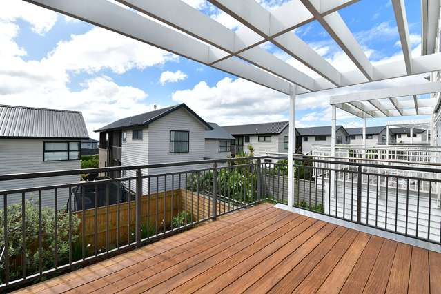 70 Arrowsmith Drive Flat Bush_4