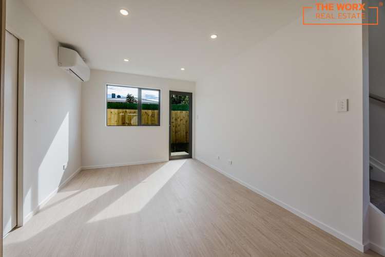 2/10 Richard Road Mangere_16