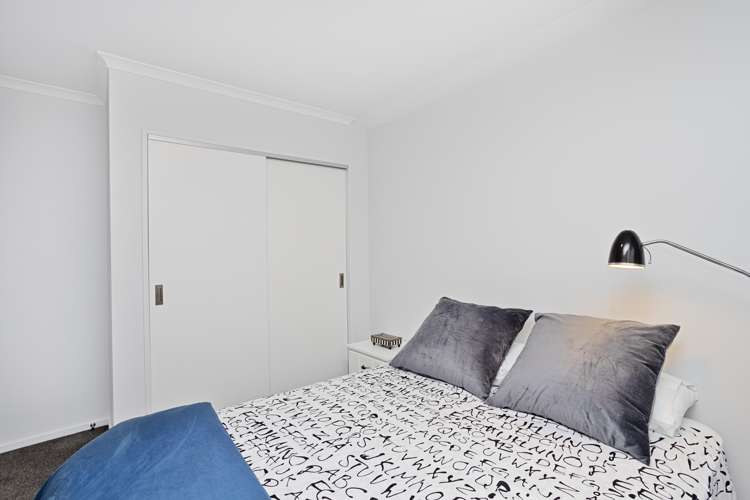 18 Lowe Street Avenal_16