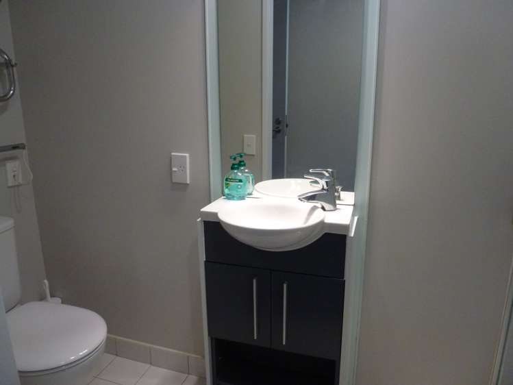 3b/16 Burton Street Grafton_9