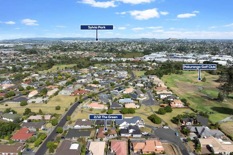 2/12 The Green Golflands_25