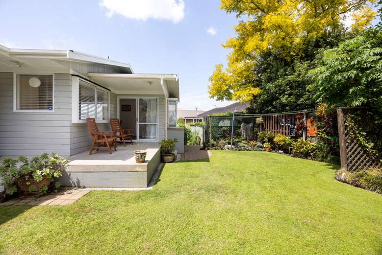 69 Poaka Avenue Dinsdale_13