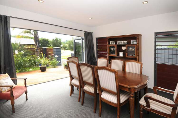 4 Pohutukawa Grove Lytton West_7