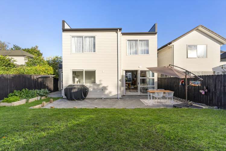 12 Phar Lap Crescent Takanini_18