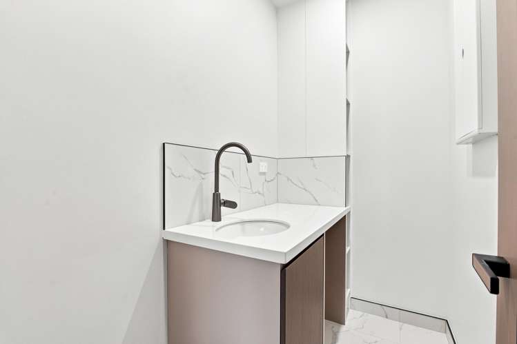 74 Charlestown Drive Flat Bush_27