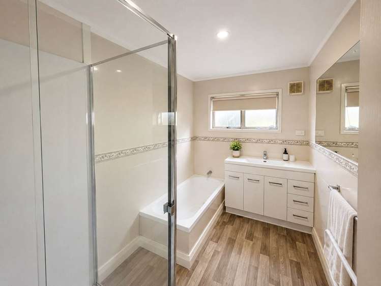 1167 Whangaparaoa Road Gulf Harbour_8