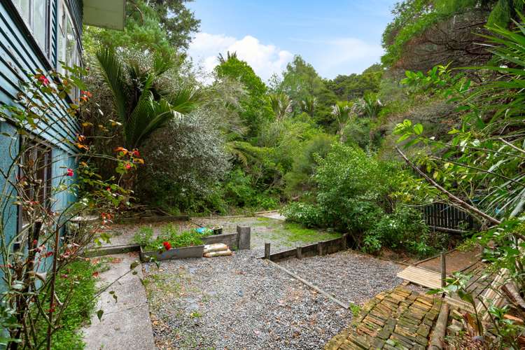 38 Laingholm Drive Laingholm_18