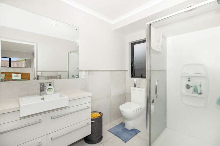 10 Creda Road Wattle Downs_13