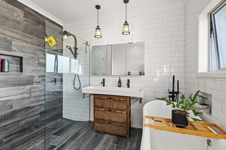 37 Tauroa Road Havelock North_16