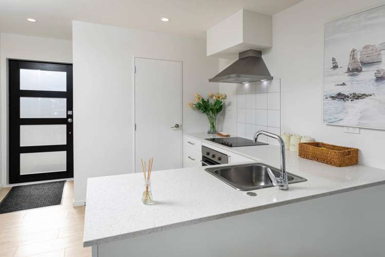 7/7 South Pacific Place Henderson_4