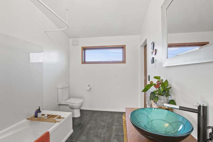 62 Anglers Avenue Warea_12