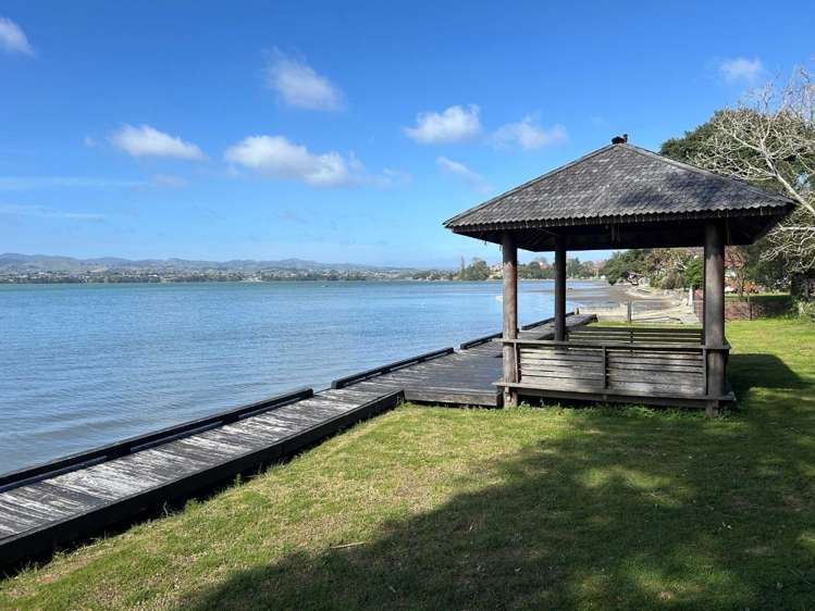 240 Devonport Road 11234_15