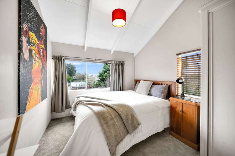 10 Pompolona Street Te Anau_11