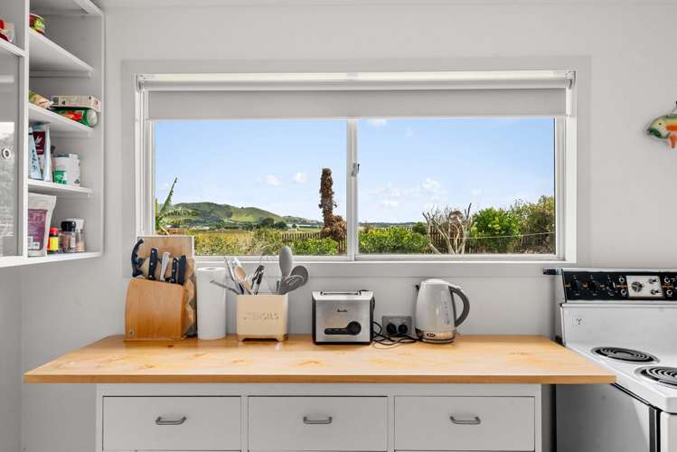 129 Rogers Road Pukehina_11