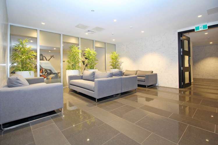 2108/8 Airedale Street City Centre_10