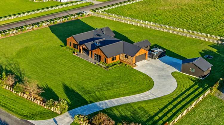 2 Pheasant Lane Aokautere_25