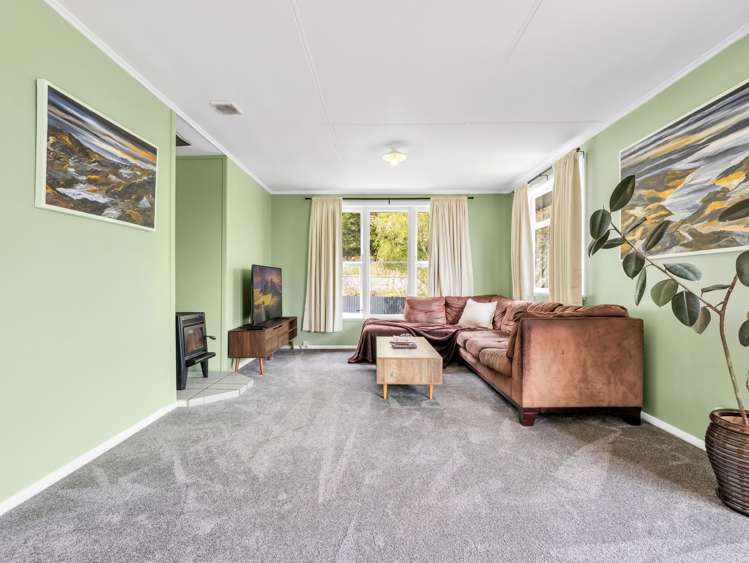 19 Division Street Matata_11