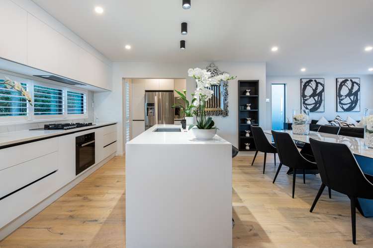 18a Marama Street Castor Bay_11